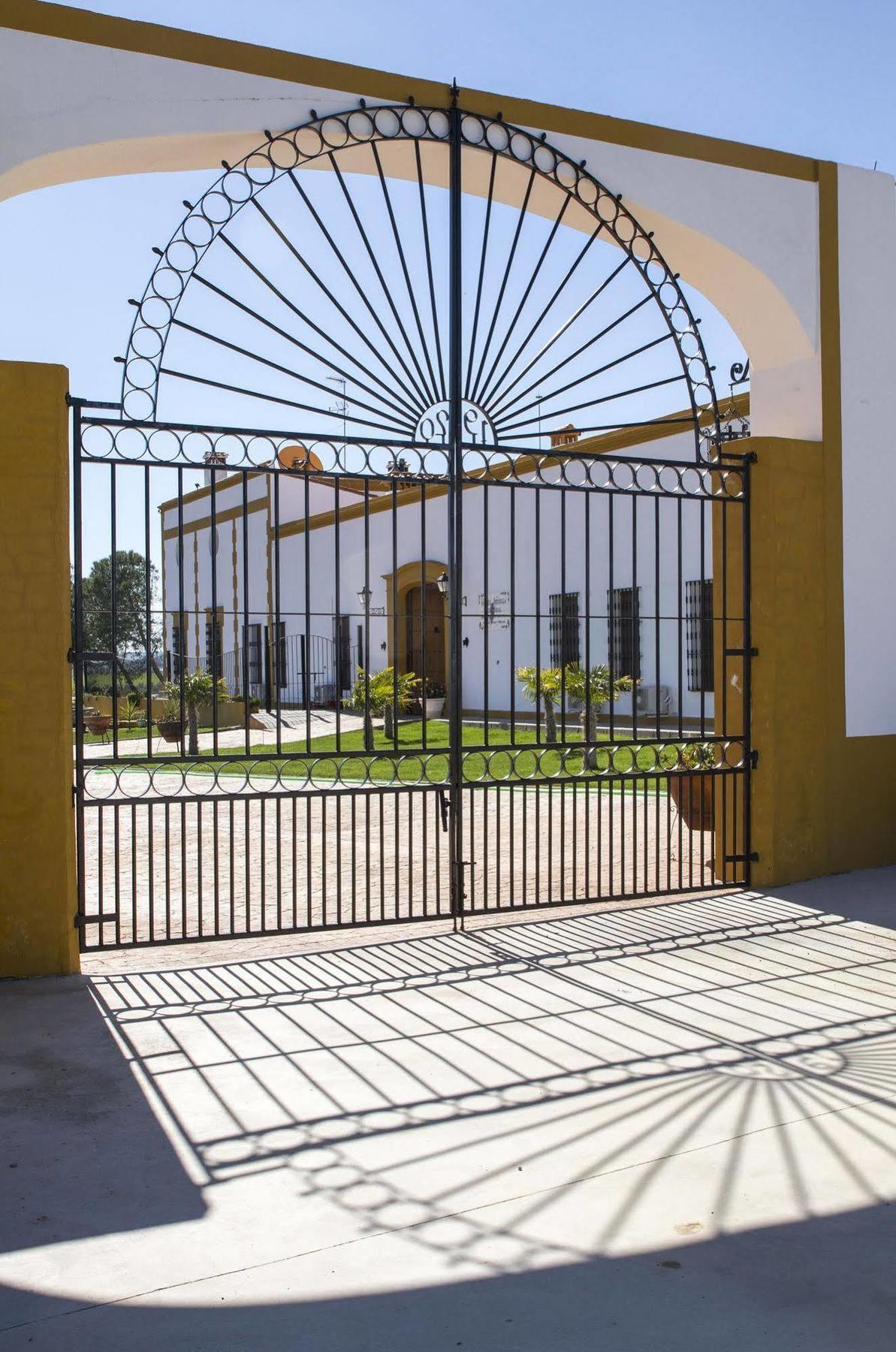 Hotel Bodega El Moral Ribera del Fresno 외부 사진
